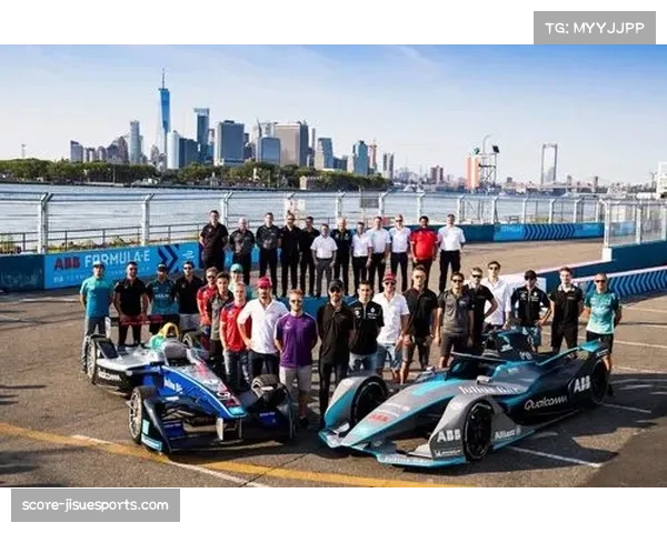 哈斯与阿尔派中游竞争激烈 车队积分榜中段分差微小